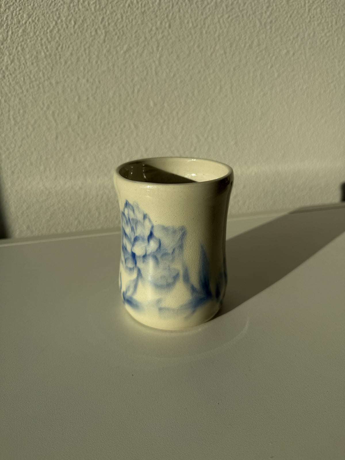 Melting blue peony vase
